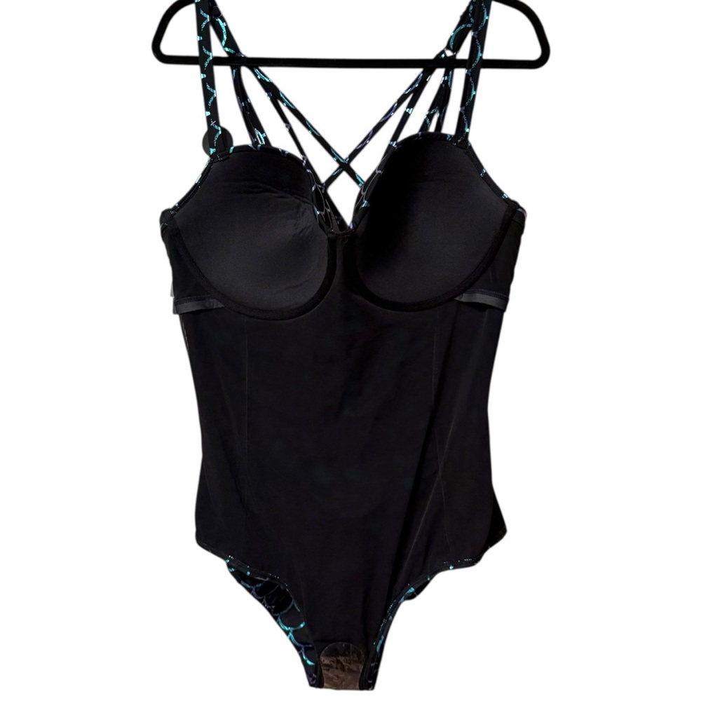 Torrid Black w/ Mermaid Scale Swimsuit Sz 2X NWT - Picture 7 of 8